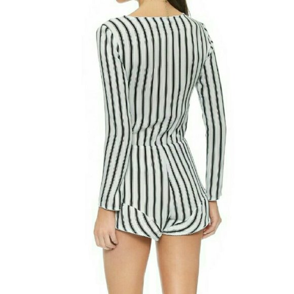 House Of Harlow 1960: Melrose Romper - Picture 2 of 6